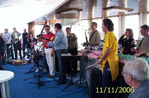 ORAN 11 2006 SUR LE BATEAU PENDANT LE VOYAGE